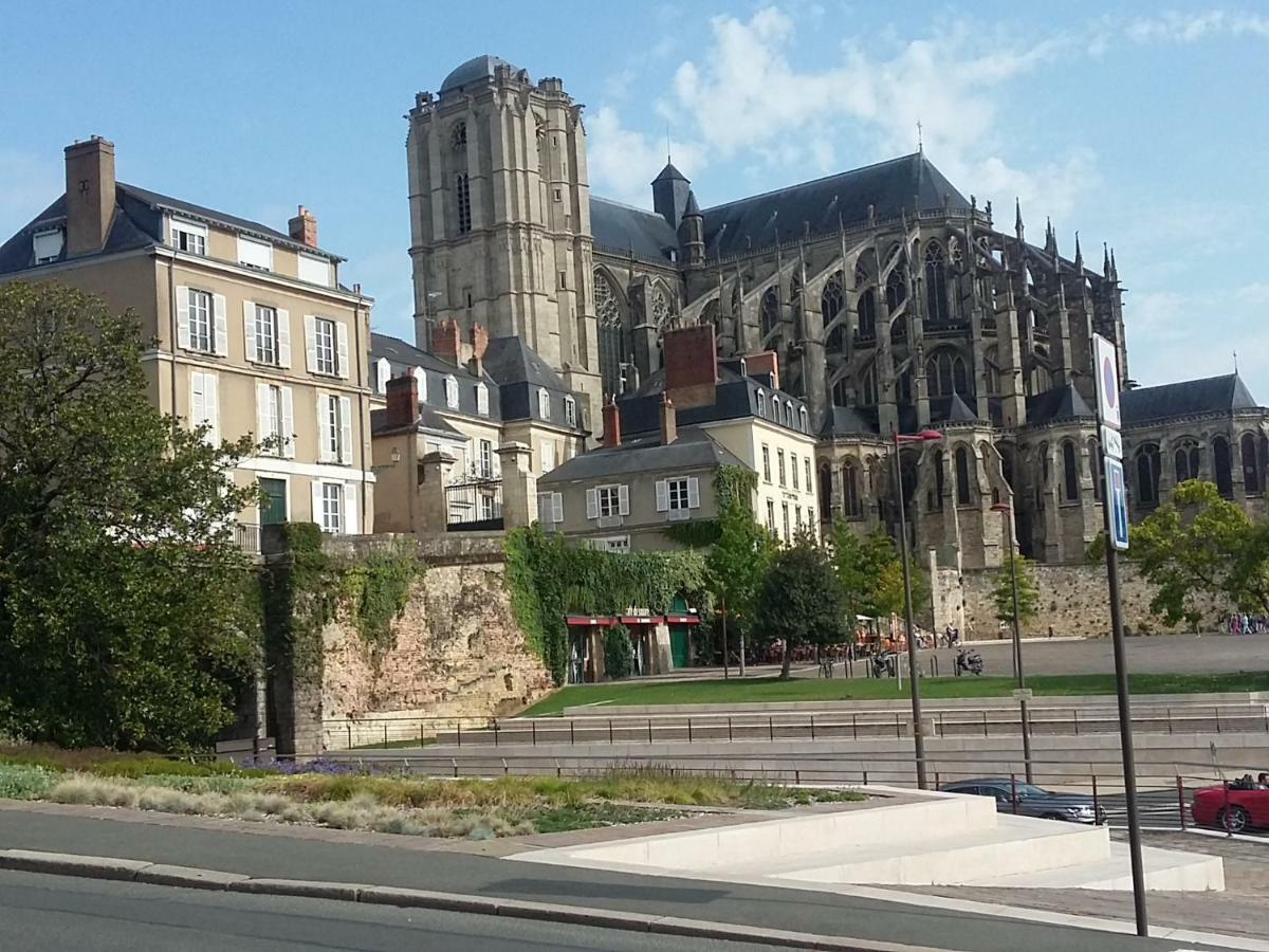 Les Tulipiers, Parking Securise, Lit Queen-Size, Le Port Du Mans Le Mans Exterior photo