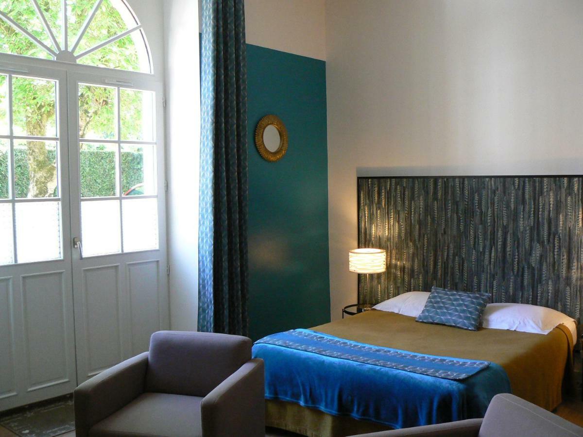 Les Tulipiers, Parking Securise, Lit Queen-Size, Le Port Du Mans Le Mans Exterior photo