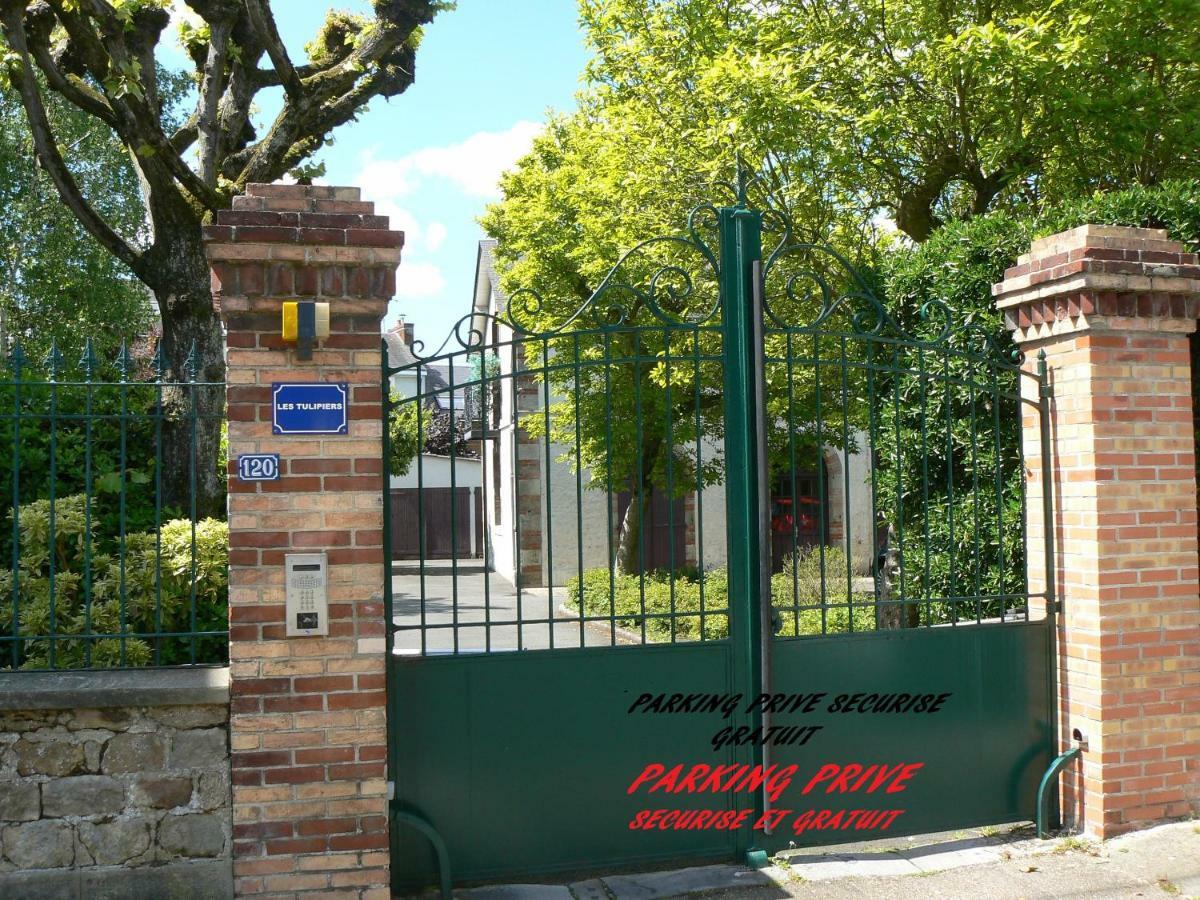 Les Tulipiers, Parking Securise, Lit Queen-Size, Le Port Du Mans Le Mans Exterior photo